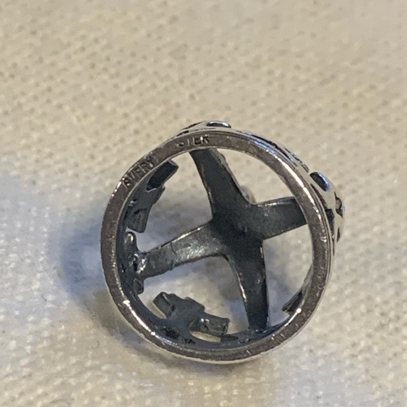 Retired James Avery Crown charm - Picture 3 of 3